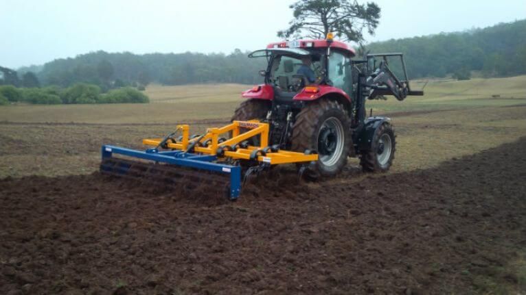 Delmade Scarifier 2000 is breaking new ground image