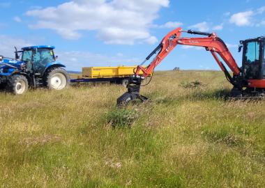 Delmade Excavator & Tip Trailer Hire