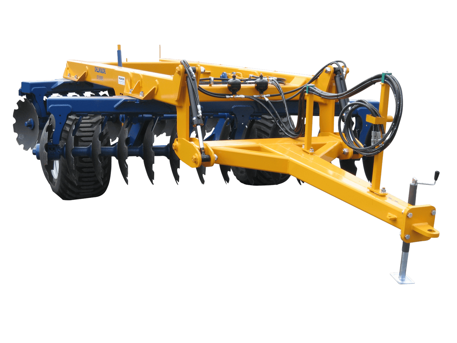 Delmade Offset Discs are available in Rigid or Folding Gang.  Rigid Gang units go up to a working width of 7 meters.